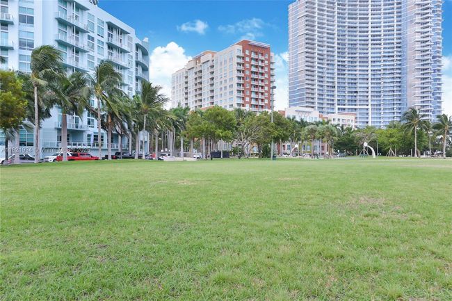 APT-626 - 2000 N Bayshore Dr, Condo with 1 bedrooms, 1 bathrooms and null parking in Miami FL | Image 36
