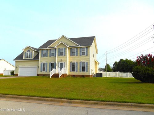 308 Barrel Dr, Winterville, NC, 28590-9219 | Card Image