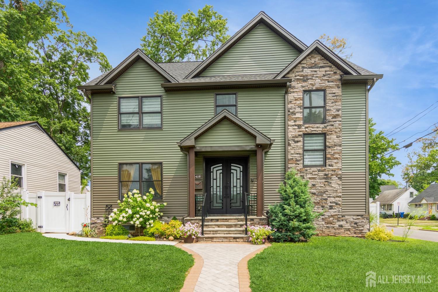 Tappen St, Avenel, NJ 07001
