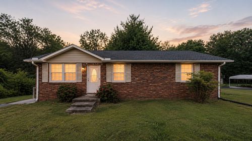109 Phillips St, Charlotte, TN, 37036-4905 | Card Image