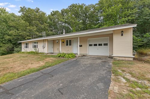 228 Congress Cir, Topsham, ME, 04086-1102 | Card Image