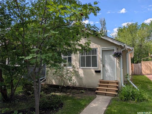 521 4th Ave N, Saskatoon, SK, S7K2M5 | Card Image