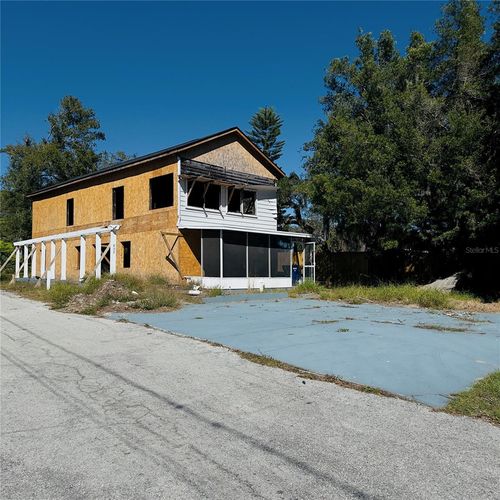 405 W Lake Elbert Dr Ne, WINTER HAVEN, FL, 33881-4285 | Card Image