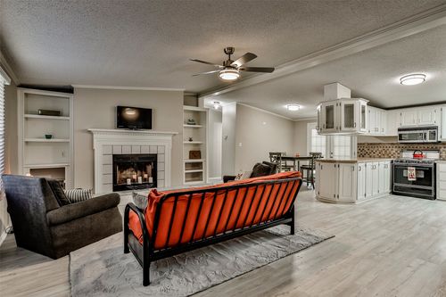 3809 Lands End Ct, Granbury, TX, 76048-6113 | Card Image