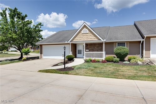 189 Park Place Dr, Wadsworth, OH, 44281-8768 | Card Image