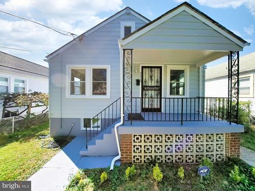 5513 Jay St Ne, WASHINGTON, DC, 20019-7028 | Card Image