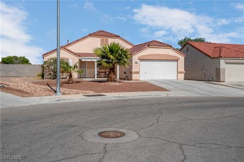 6138 Crystal Flower Way, North Las Vegas, NV, 89031 | Card Image