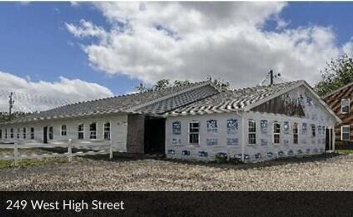 249 W High St, London, OH, 43140-1356 | Card Image