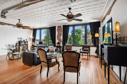 110 Third Ave W, CARTHAGE, TN, 37030-1233 | Card Image