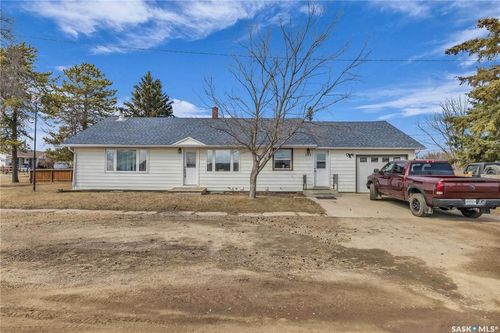 103 2 Ave S, Goodsoil, SK, S0M1A0 | Card Image