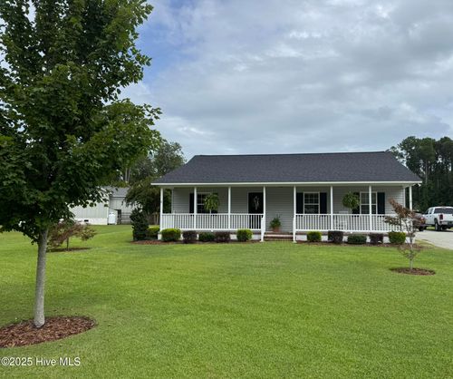 109 Ferry Dock Rd, Gloucester, NC, 28528-9326 | Card Image