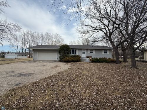 2118 11th Ave Sw, Devils Lake, ND, 58301-8612 | Card Image