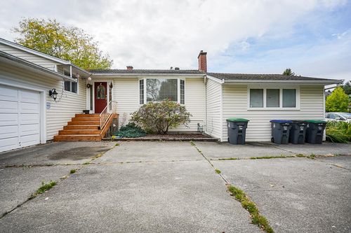 16428 12 Ave, Surrey, BC, V4A9H6 | Card Image