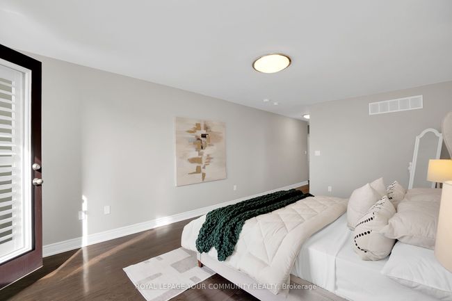 15 Hiawatha Crt, House attached with 3 bedrooms, 4 bathrooms and 1 parking in Vaughan ON | Image 32