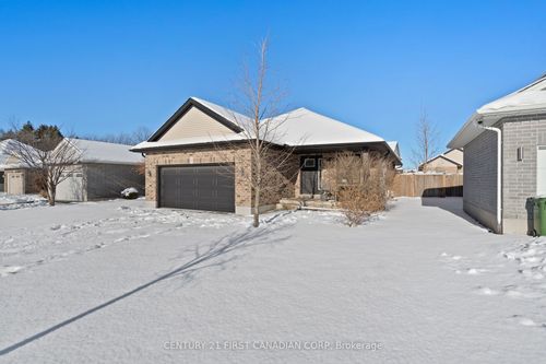 {{alt}} | Card Image