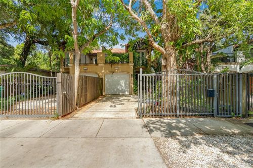 3154-3154 Gifford Ln, Coconut Grove, FL, 33133-4431 | Card Image