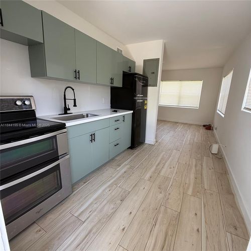 apt-1-1827 N Dixie Hwy, Fort Lauderdale, FL, 33305-3863 | Card Image