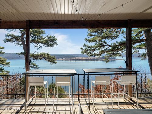 8694 Spruce Dr, Rogers, AR, 72756-6352 | Card Image