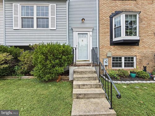 25 Piedmont Ct, Baltimore, MD, 21227-4214 | Card Image