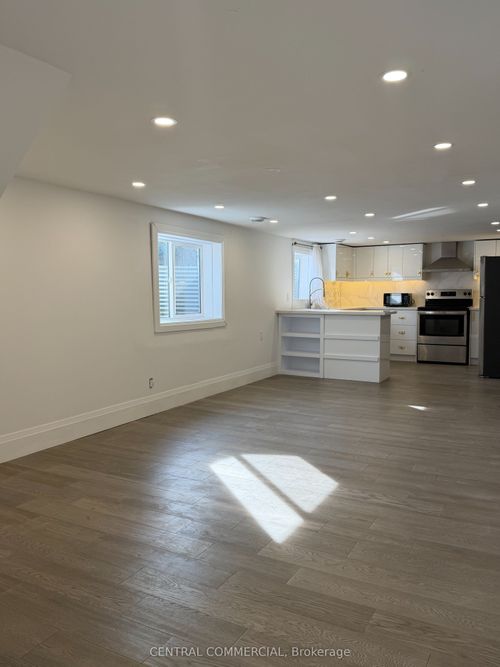basement-38 Child Dr, Aurora, ON, L4G1Y5 | Card Image
