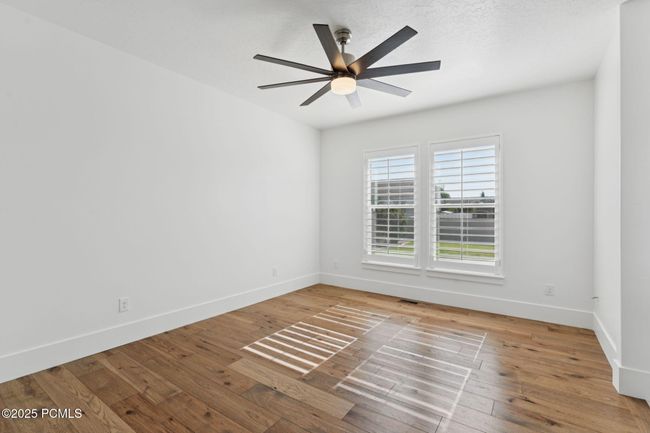 415 E 360, House other with 6 bedrooms, 4 bathrooms and null parking in Midway UT | Image 22