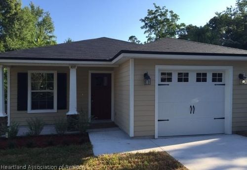6237 Syringa Ln, Jacksonville, FL, 32211-3842 | Card Image