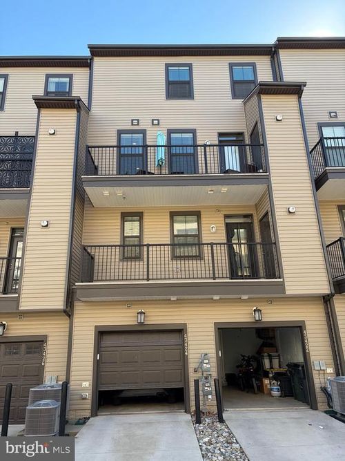 43424 Stonewood Crossing Ter, ASHBURN, VA, 20148-3210 | Card Image