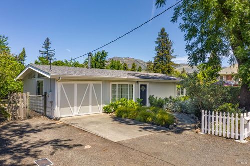 171 Randolph Ave, Kenwood, CA, 95452-8049 | Card Image