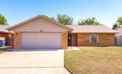 1803 N Briarwood Street, House other with 3 bedrooms, 2 bathrooms and null parking in Stillwater OK | Image 1