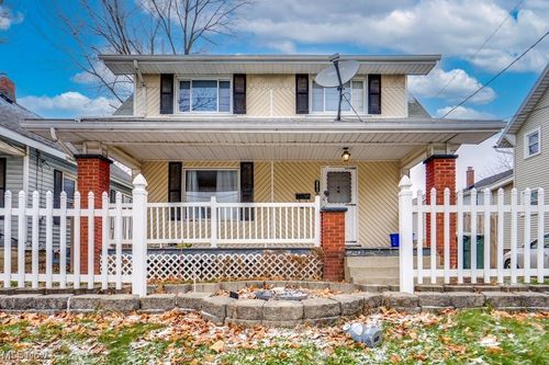 3211 11th St Sw, Canton, OH, 44710-2003 | Card Image