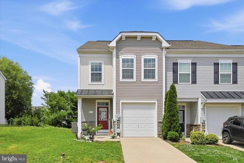 117 Oflannery Ct, MARTINSBURG, WV, 25403-1318 | Card Image
