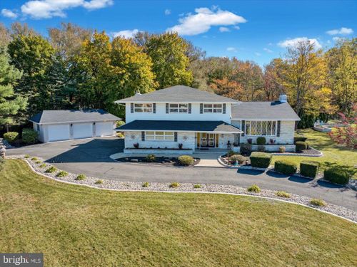 333 W Arch St, FRACKVILLE, PA, 17931-2001 | Card Image