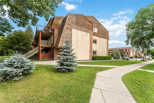 301-1700 Henderson Highway, Winnipeg, MB, R2G3H2 | Card Image