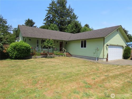 526 W Newell Ave, Westport, WA, 98595-9761 | Card Image