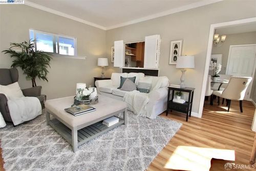 268 Linden Ave, San Bruno, CA, 94066-4805 | Card Image