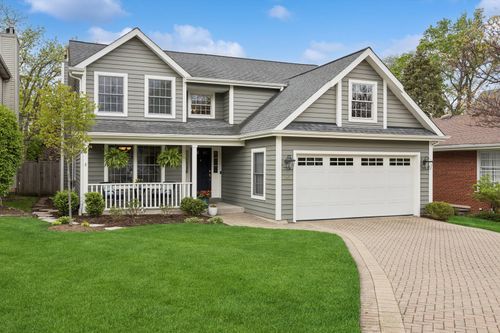 749 Summit St, Downers Grove, IL, 60515-4940 | Card Image