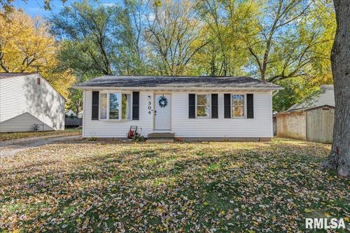 304 Water St, Rochester, IL, 62563-9539 | Card Image