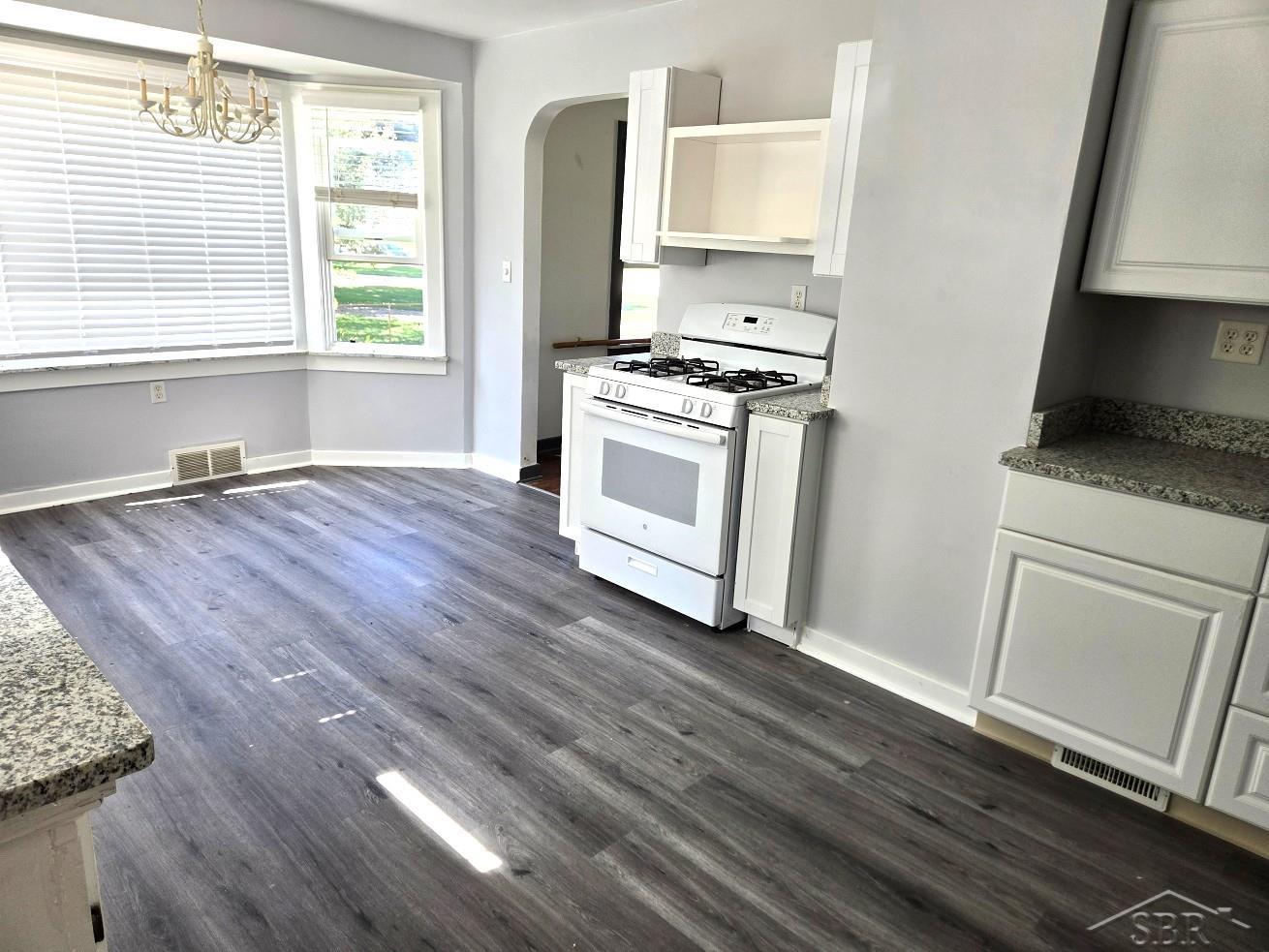 Residential Lease in Saginaw Charter Township 5