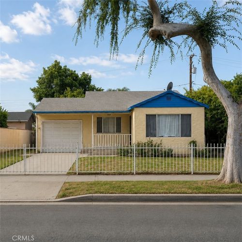 3890 Shirley Ave, Lynwood, CA, 90262-2834 | Card Image