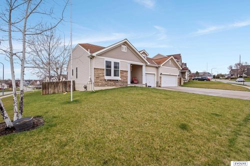 8520 S 159th St, Omaha, NE, 68136-1316 | Card Image