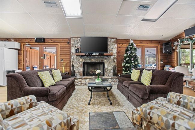 Inside Club House | Image 34