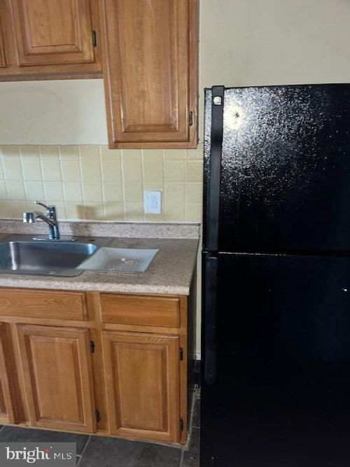 apt-1st-5634 Walnut St, PHILADELPHIA, PA, 19139-3951 | Card Image