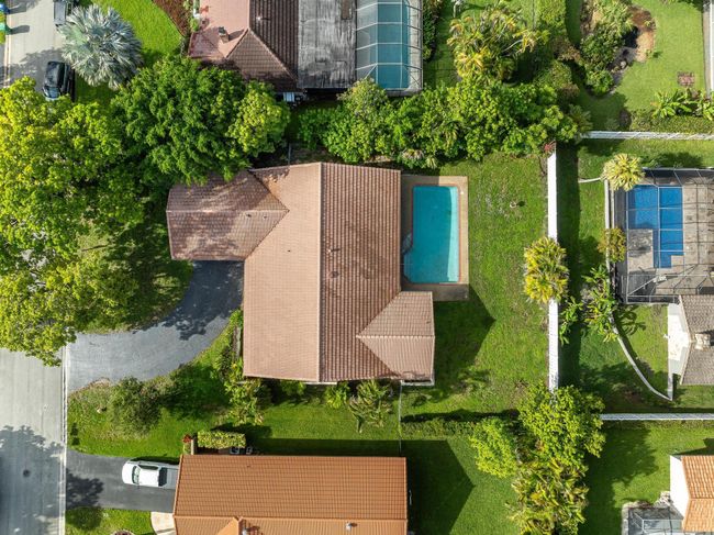 648 Nw 100 Th Ln, House other with 4 bedrooms, 2 bathrooms and null parking in CORAL SPRINGS FL | Image 31