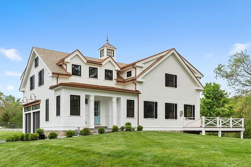 24 Mccallar Ln, Concord, MA, 01742-3336 | Card Image