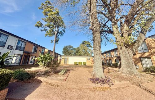 30-3629 N Macgregor Way, Houston, TX, 77004 | Card Image
