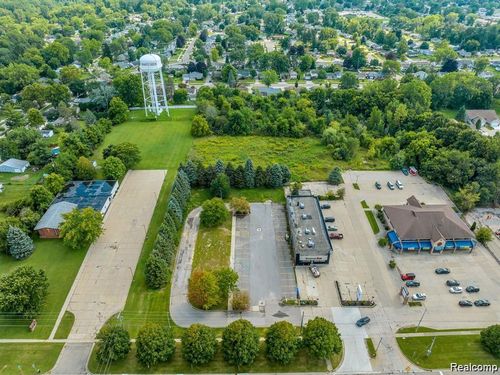 8541 Miller Rd, Swartz Creek, MI, 48473-1278 | Card Image