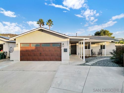 13551 Brett Harte Dr, Lakeside, CA, 92040 | Card Image