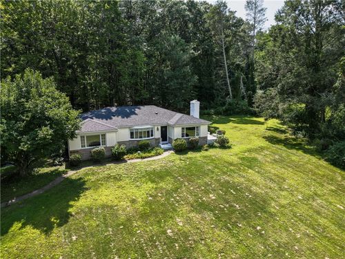 6 Old Pound Hill Rd, North Smithfield, RI, 02896-9589 | Card Image