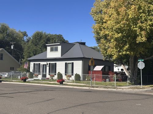 1481 Clover Ave, Wells, NV, 89835-8002 | Card Image