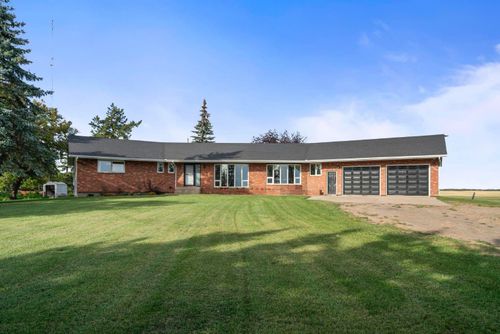 20042 Township Road 472, Rural Camrose County, AB, T4V2N1 | Card Image